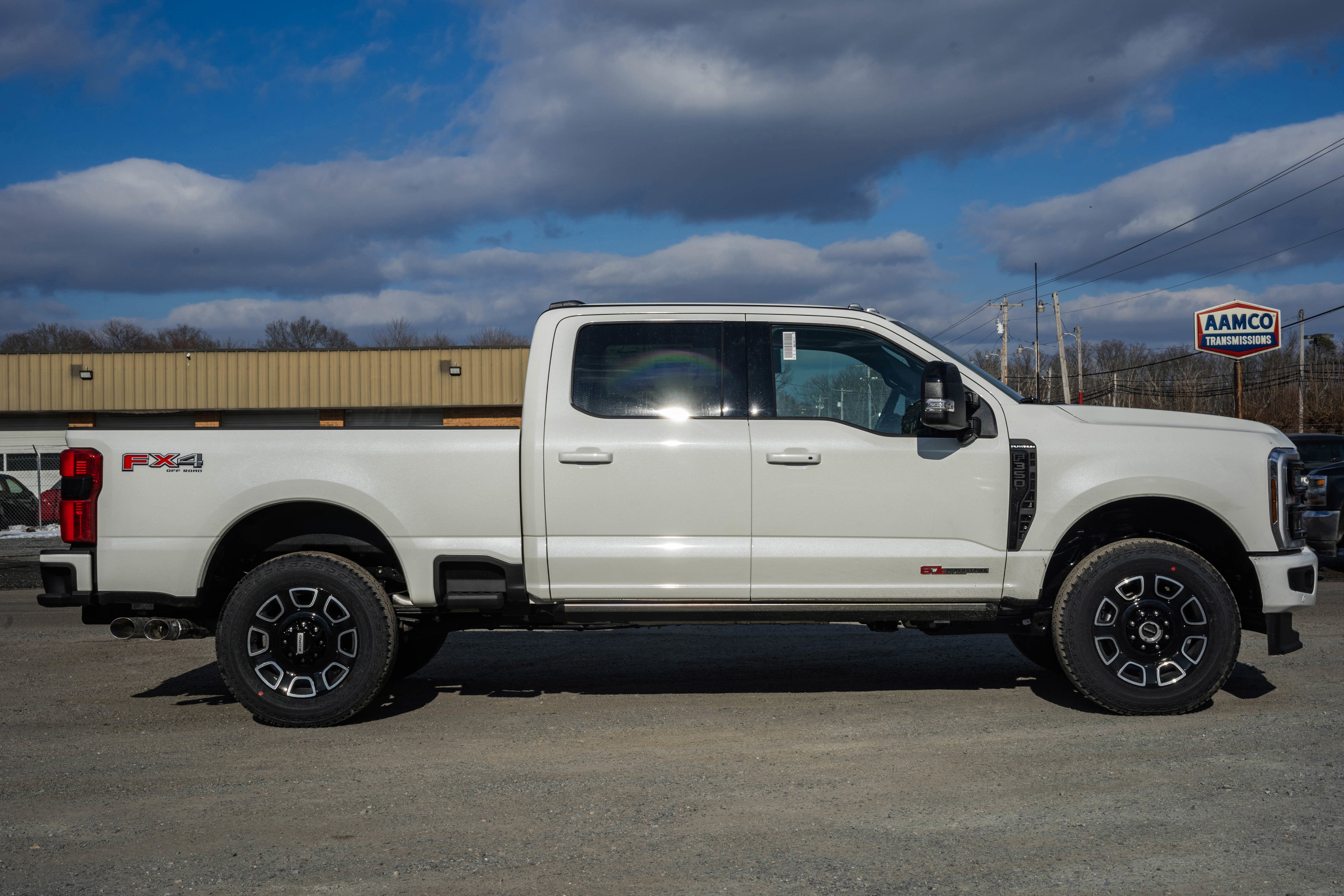 2026 Ford Super Duty F-350 SRW Platinum