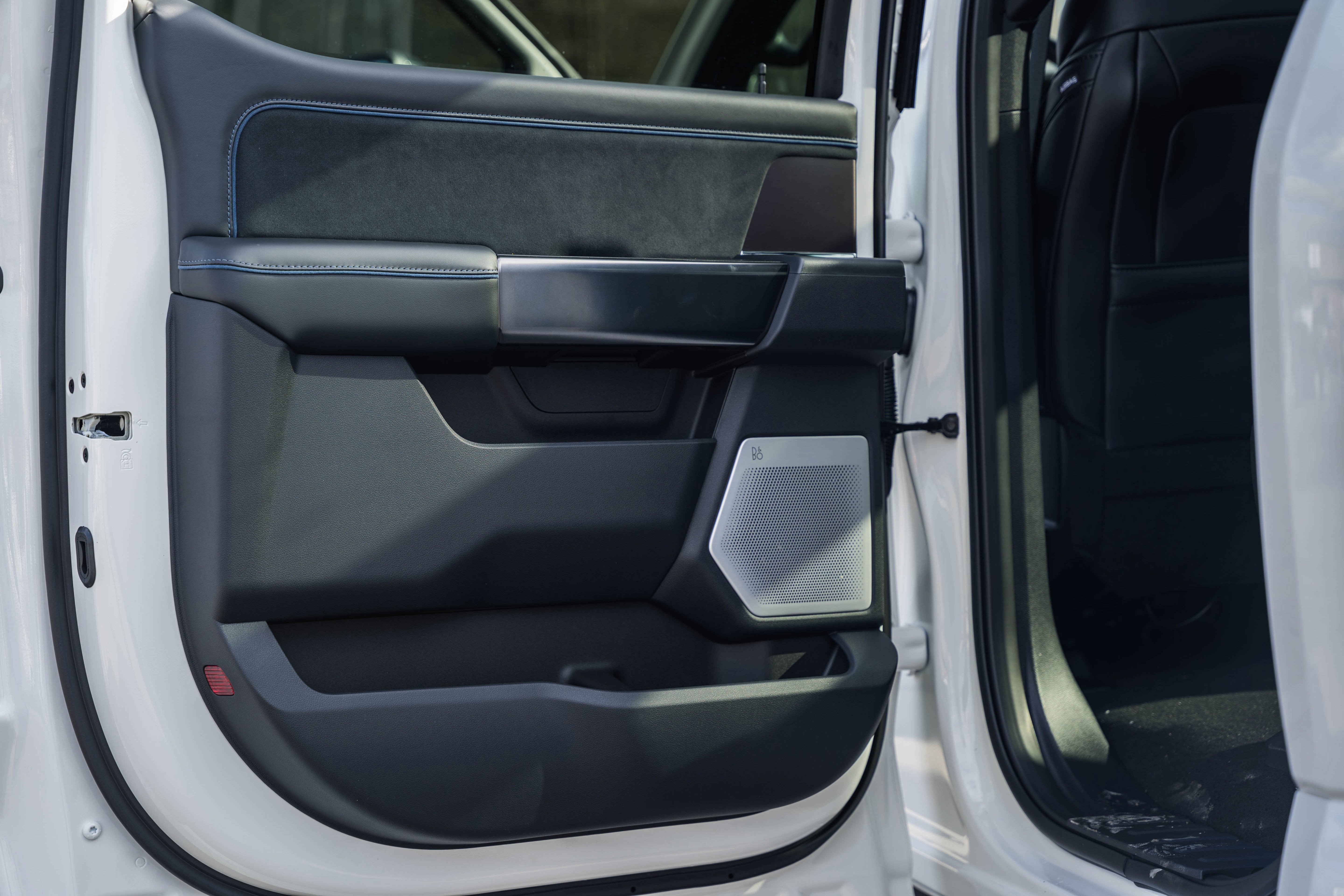 2026 Ford Super Duty F-350 SRW Platinum