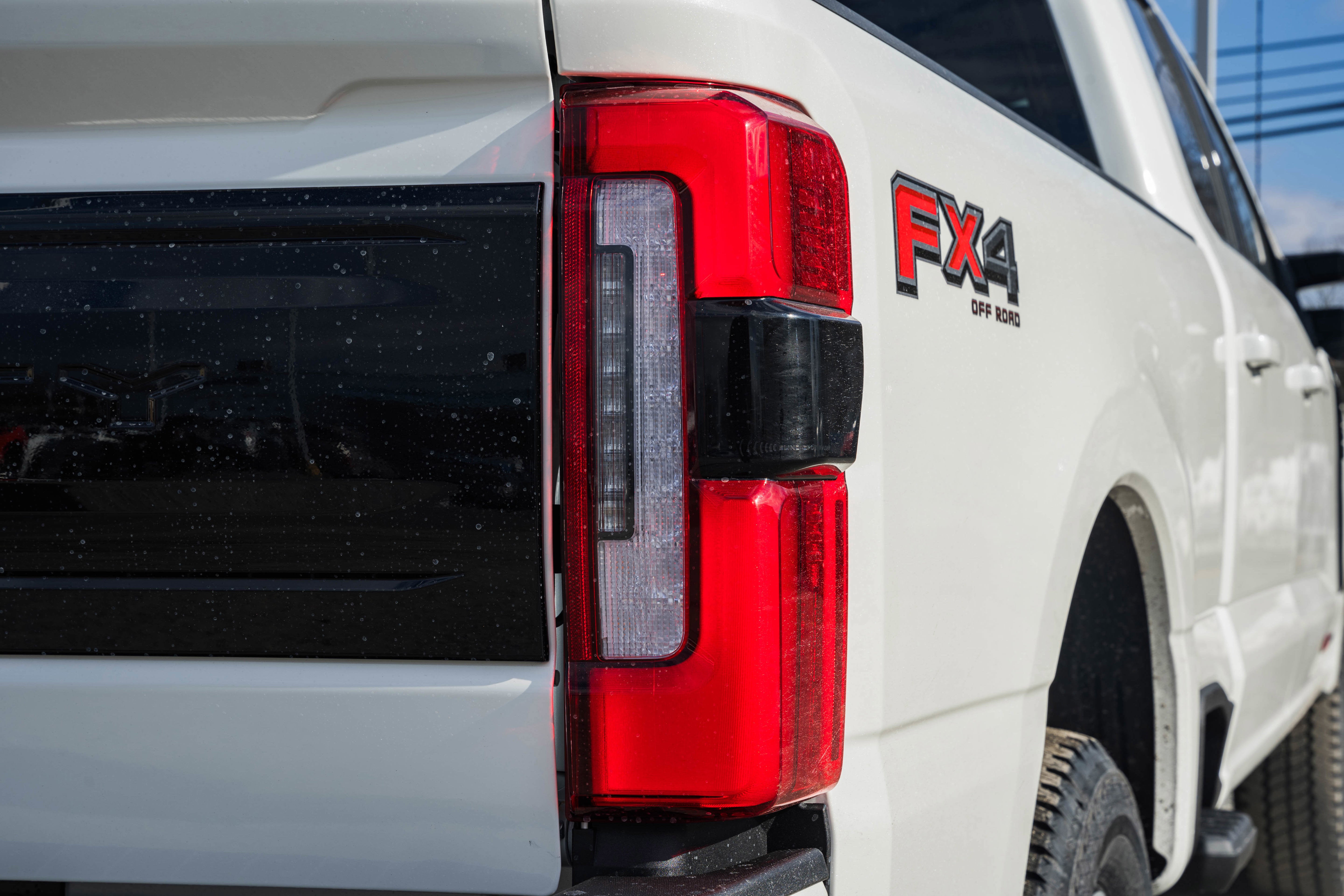 2026 Ford Super Duty F-350 SRW Platinum