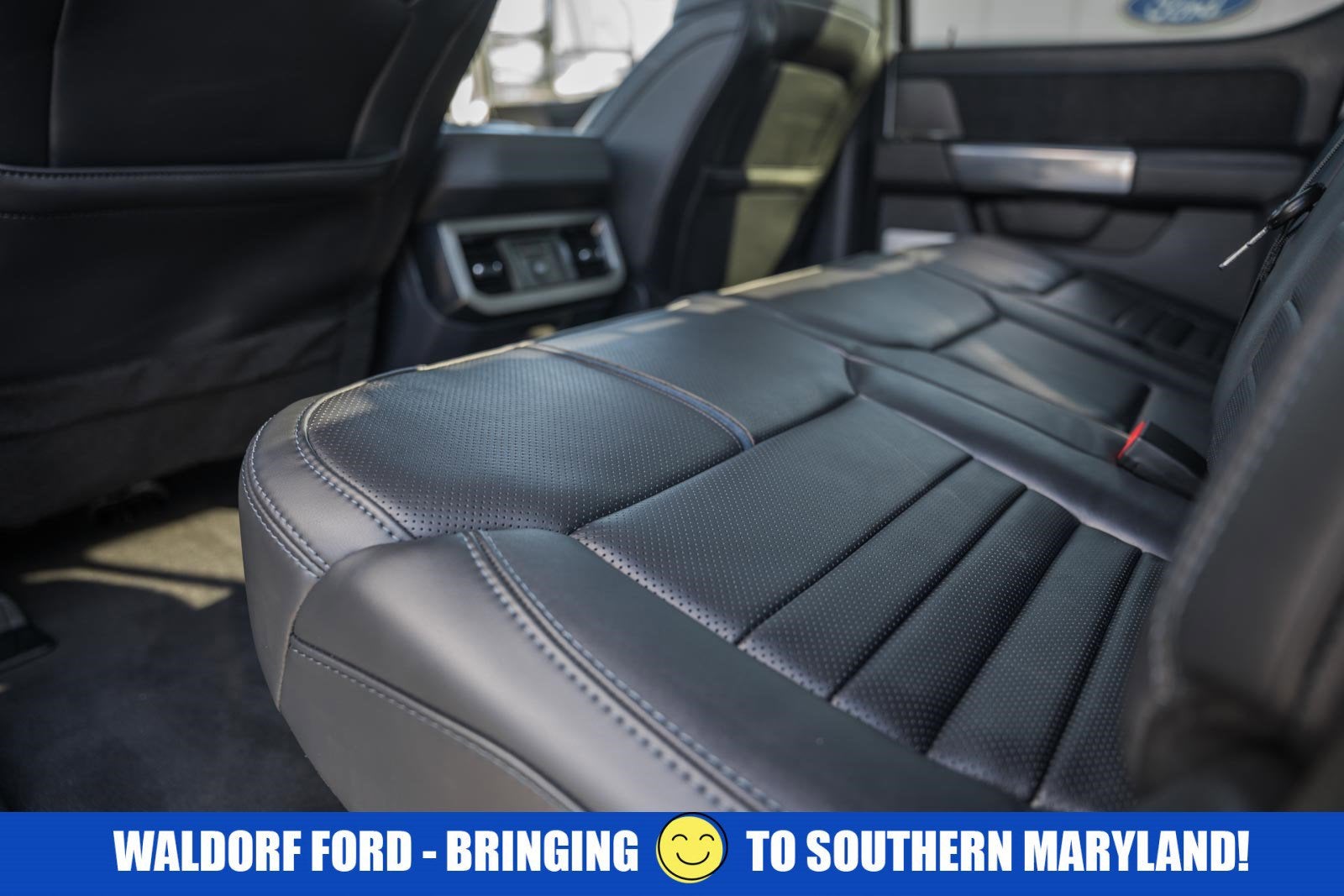 2025 Ford Super Duty F-350 DRW Platinum