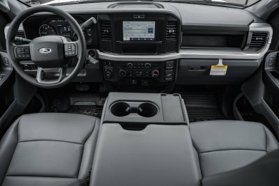 2026 Ford Super Duty F-350 DRW XL