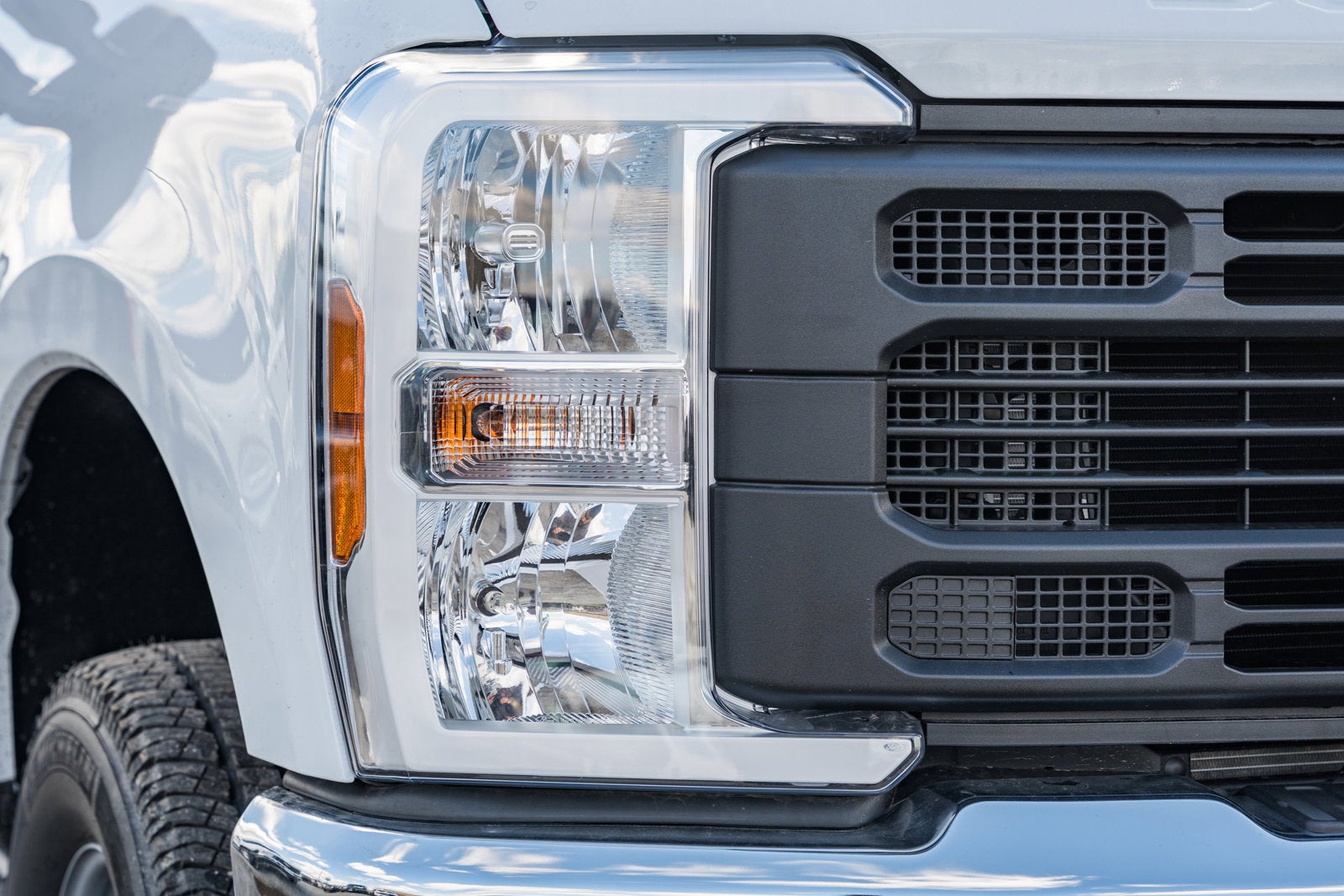 2026 Ford Super Duty F-350 DRW XL