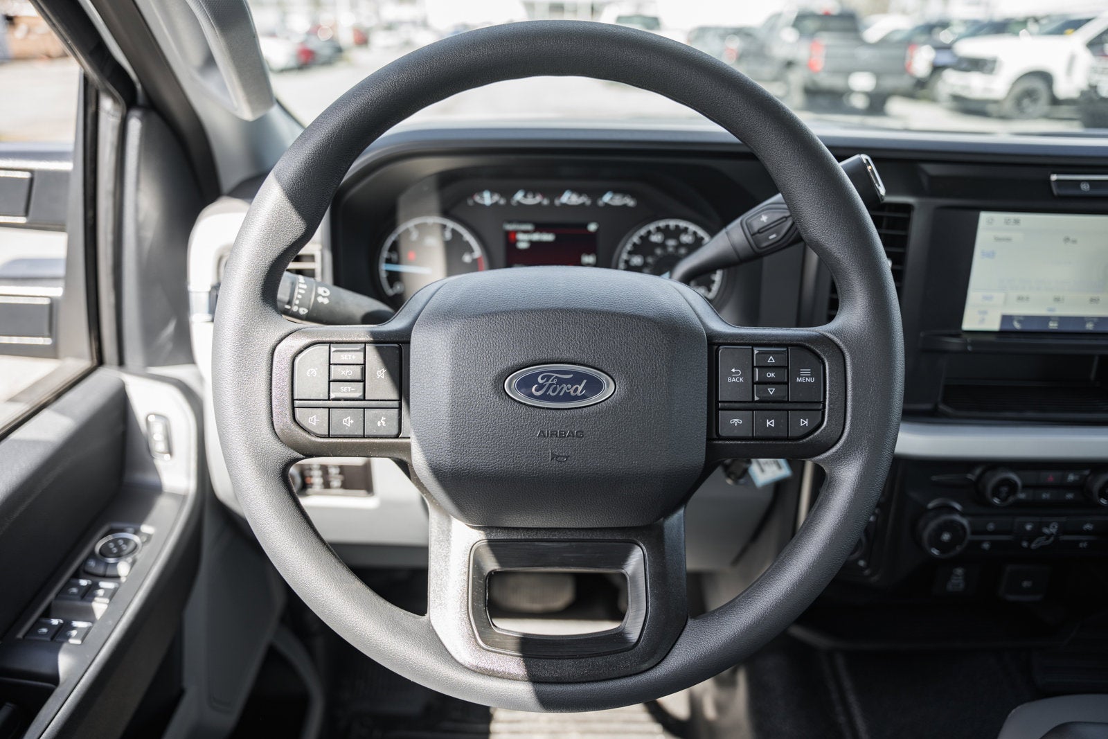 2026 Ford Super Duty F-350 DRW XL