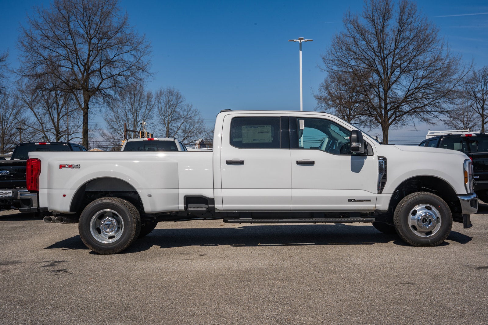 2026 Ford Super Duty F-350 DRW XLT