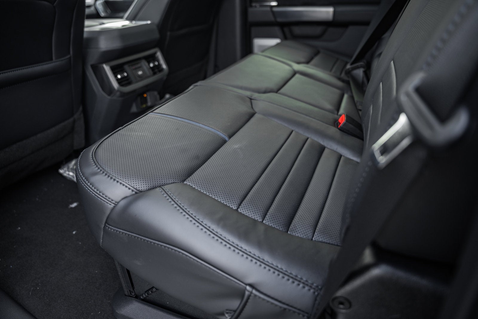 2026 Ford Super Duty F-450 DRW Platinum DRW