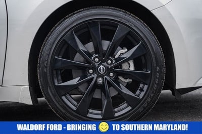 2023 Nissan Maxima SR