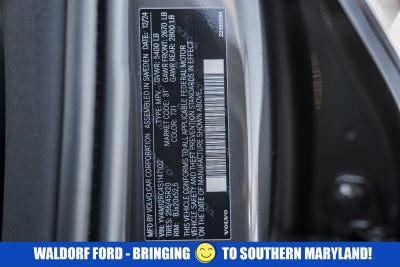 2025 Volvo XC60 Plus