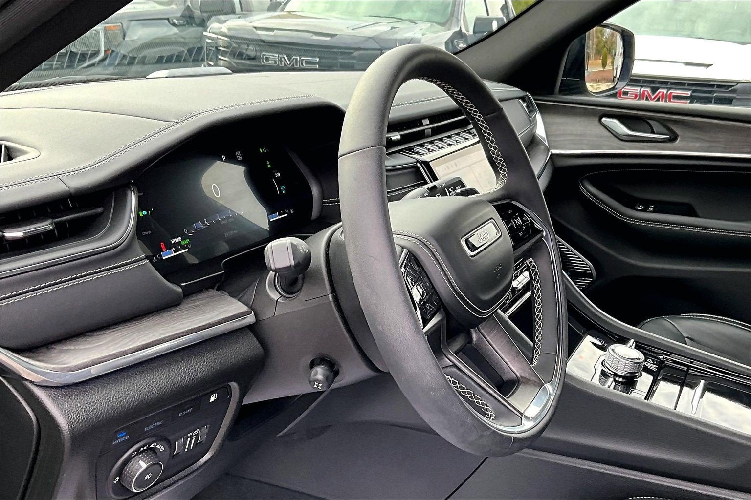 2023 Jeep Grand Cherokee 4xe Overland