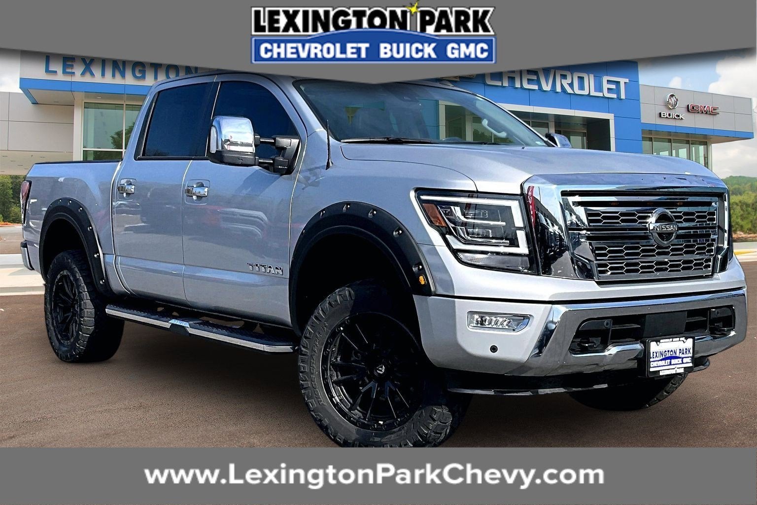 2021 Nissan TITAN Crew Cab SL 4x4