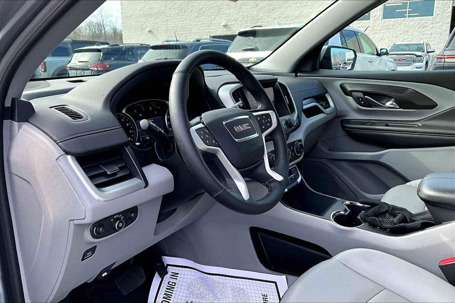 2024 GMC Terrain SLT