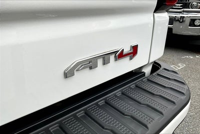 2022 GMC Sierra 1500 AT4