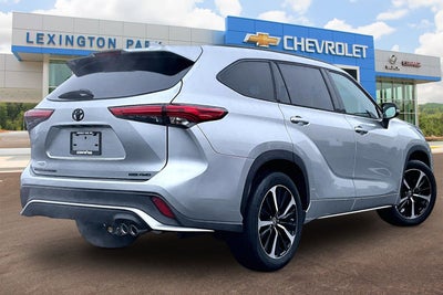 2022 Toyota Highlander XSE