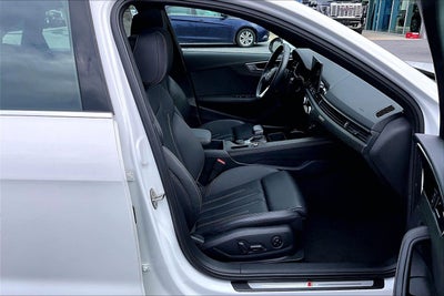 2023 Audi A4 Premium Plus 45 TFSI S line quattro S tronic